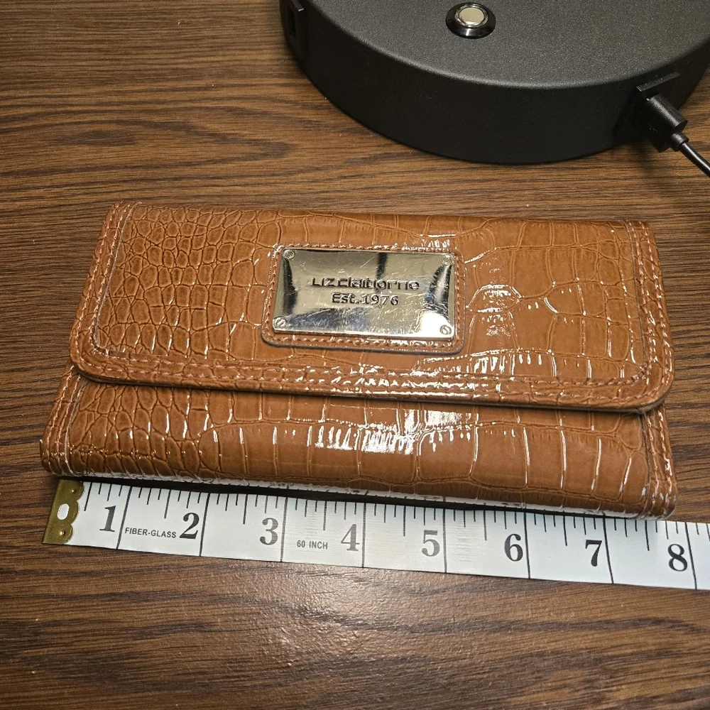 Liz Claiborne Patent Leather wallet